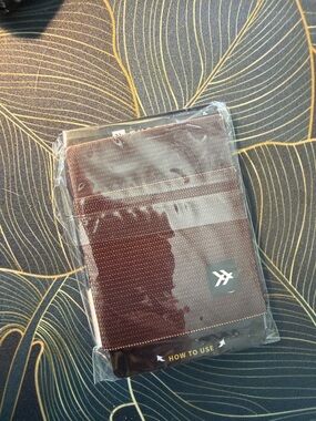 Elastic Wallet - Brown Card & Money organizer